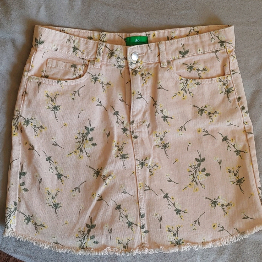 DIP Denim Light Pink Floral Mini Skirt